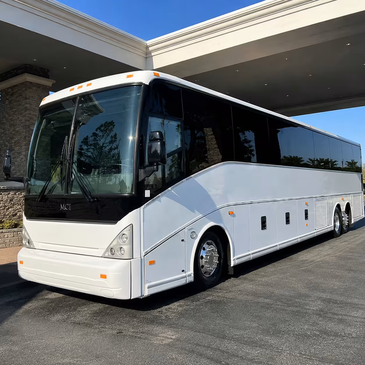 charter bus rentals for tulsa weddings