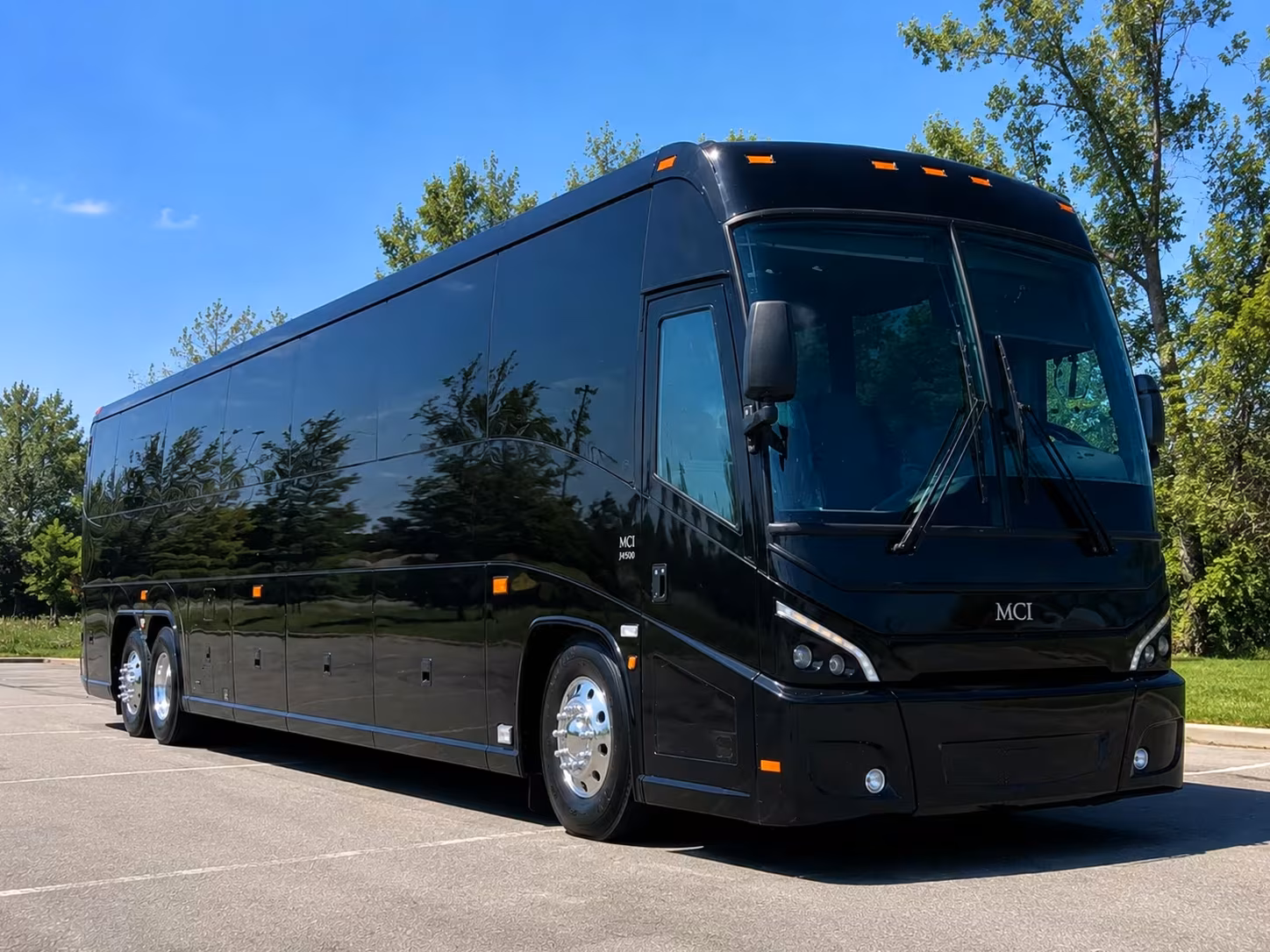 private charter buses for tulsa corporate retreats and team events