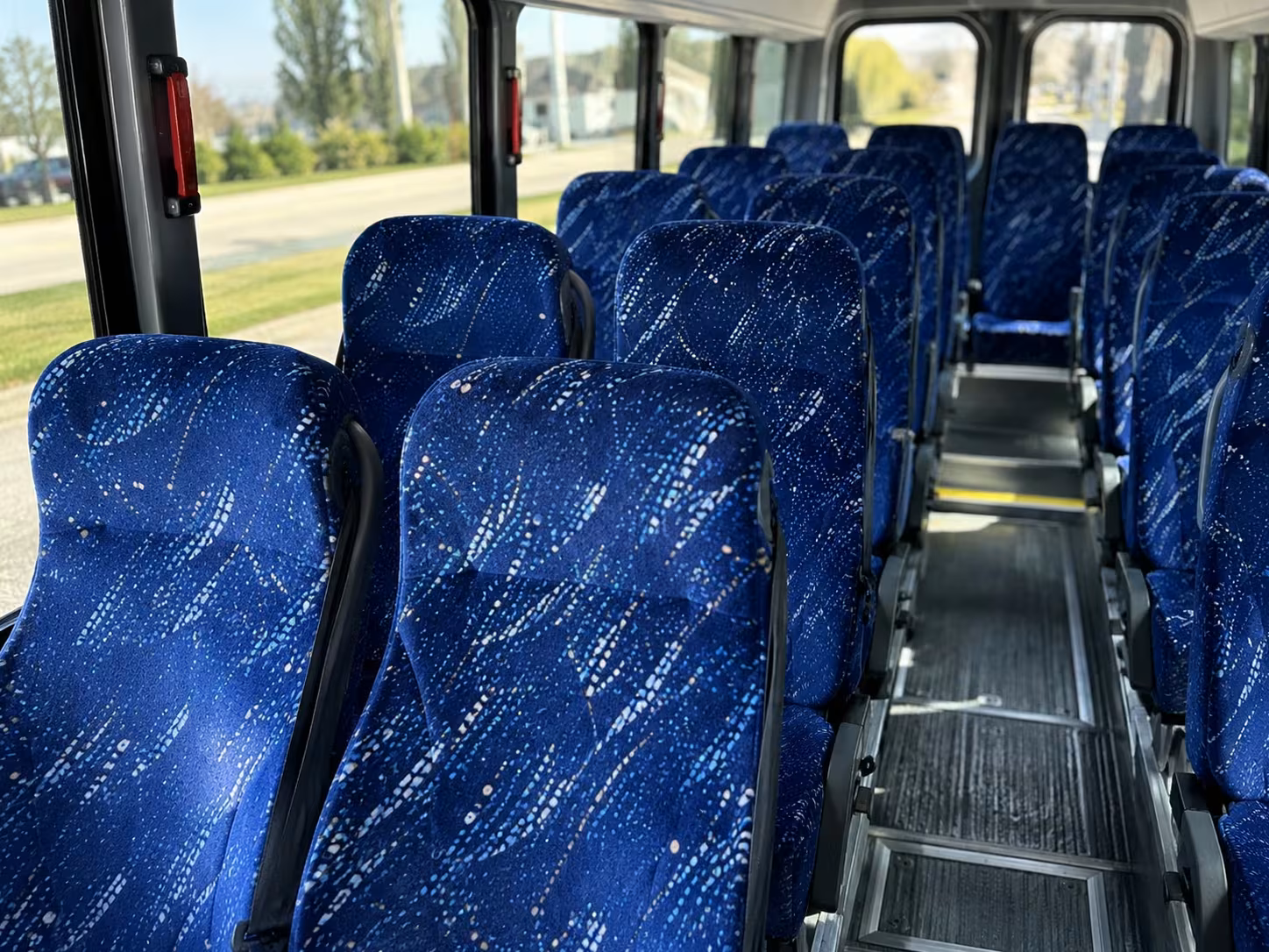 tulsa 18 passenger minibus rental