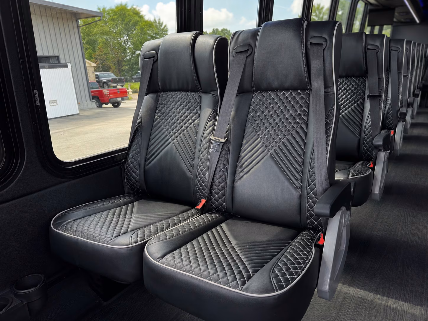 tulsa airport charter buses for sports teams schools and tours