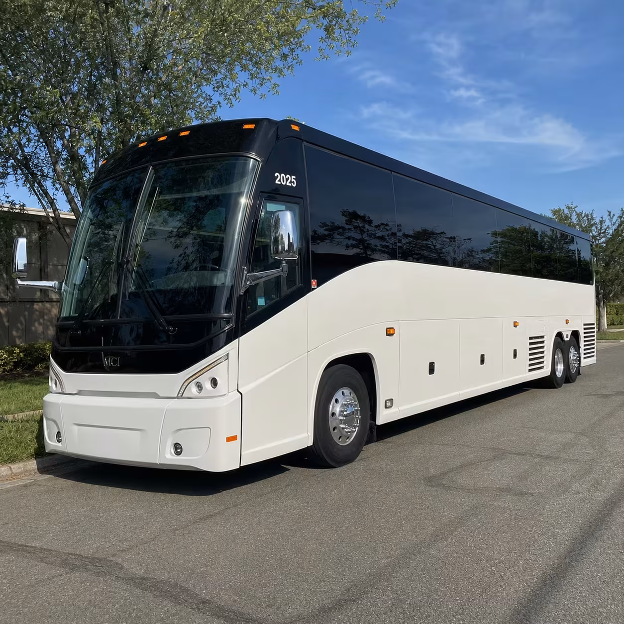 tulsa airport shuttle buses for corporate travelers